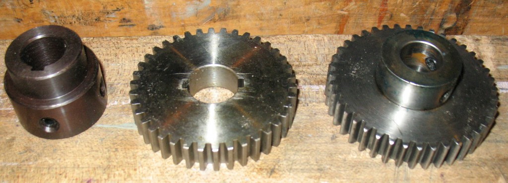 Hub and Change gear as purchased, and original 4-tooth gear Hub and Change gear as purchased, and original 4-tooth gear